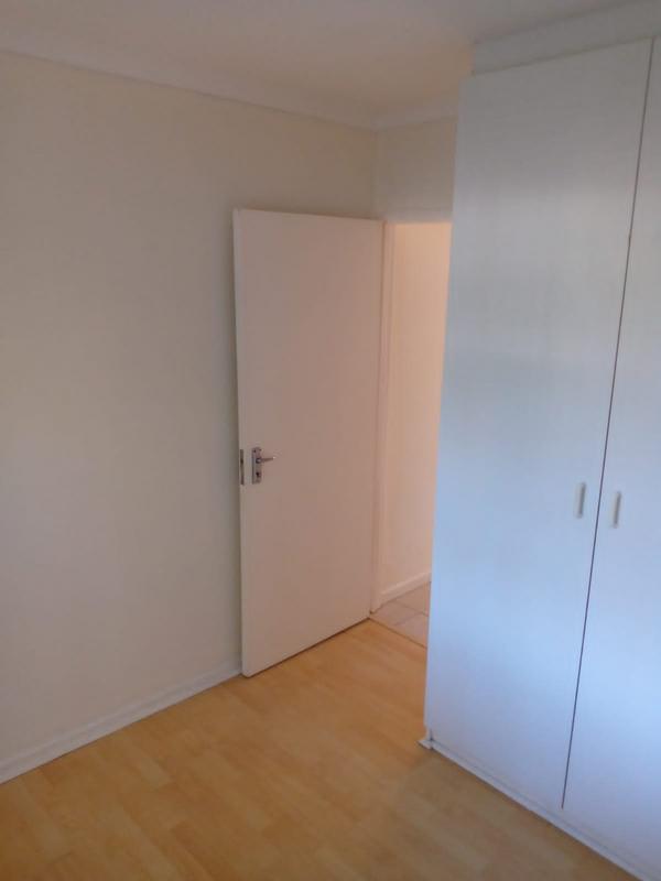 To Let 2 Bedroom Property for Rent in Athlone Western Cape